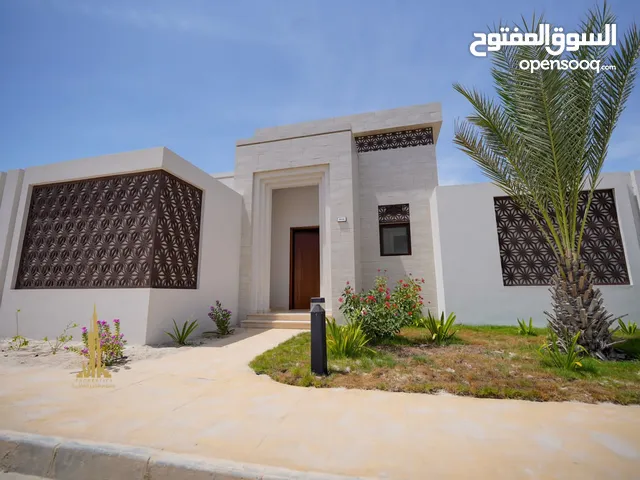 141 m2 2 Bedrooms Villa for Sale in Dhofar Salala
