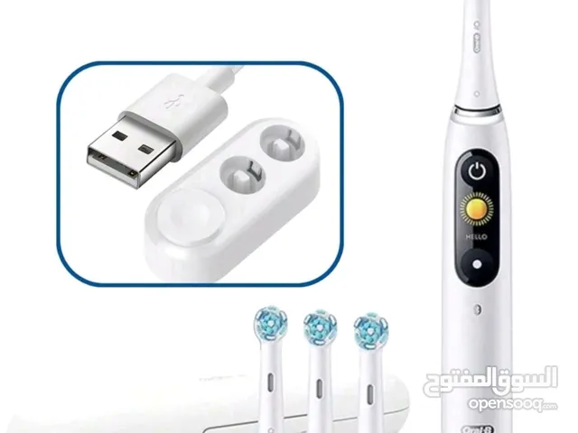 Oral-B فرشاة أسنان كهربائية من سلسلة Oral-B I/O 9 مع 3 رؤوس فرشاة بديلة للبالغين،
