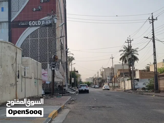 قطعة (( 240 متر )) مميــزة للـبيــــع في الطويســة