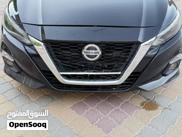 2019 نيسان التيما S