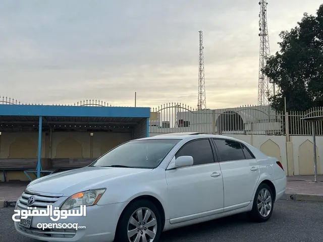 New Toyota Avalon in Mubarak Al-Kabeer