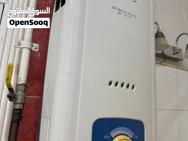 سخان ينفرسال شبه جديد ممتاز شغال سبب البيع لدواعي السفر وبيع الشقه