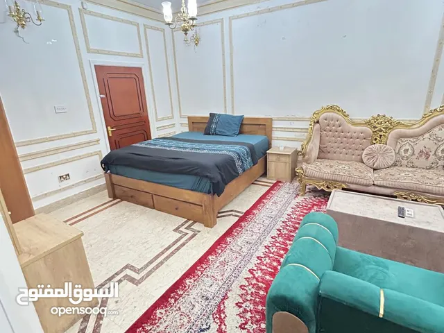 غرفه وحمام مفروش الخوير بجوار فندق ردسون بلو وعصائر الشام