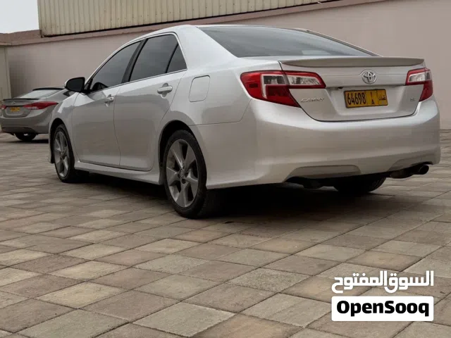 للبيع تويوتاء كامري موديل 2014 وارد