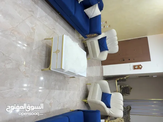 طقم كنب 7 مقاعد استعمال بسيط جداً