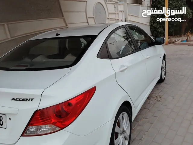 هونداي اكسنت 2013 ابيض مستعمل
