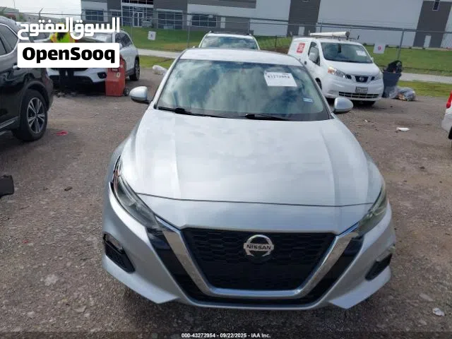 2019 نيسان التيما S