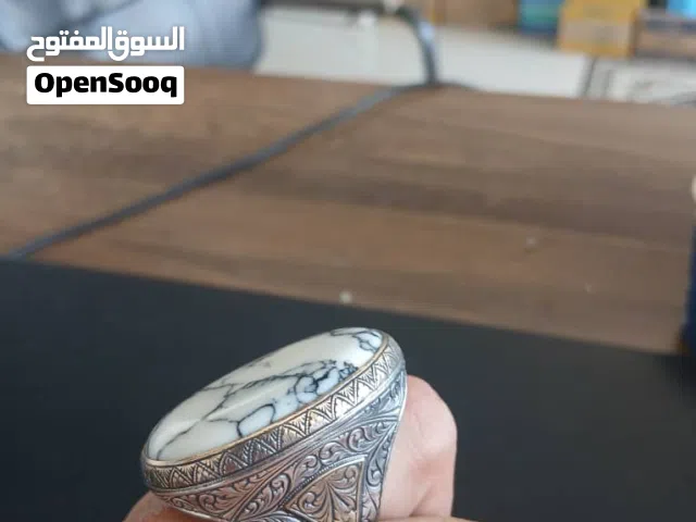 مارد لبيع نضيف شبه جديد مطقش اسبوع لاكسر لاتطقير