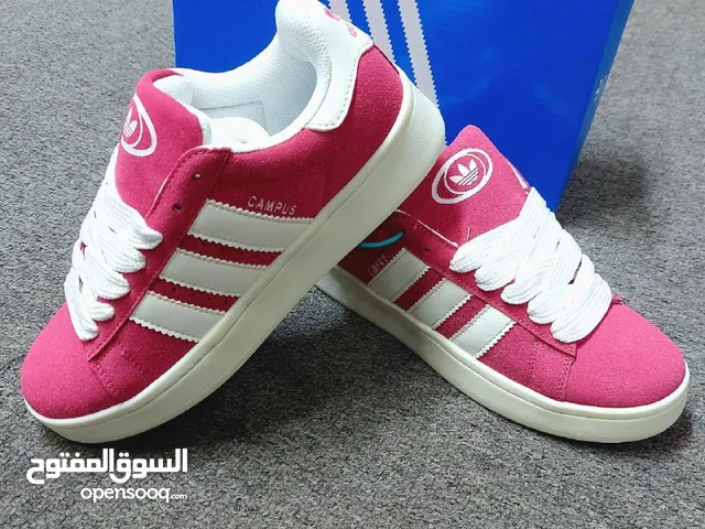 Pink Adidas Shoes - The Perfect Touch to Your Look