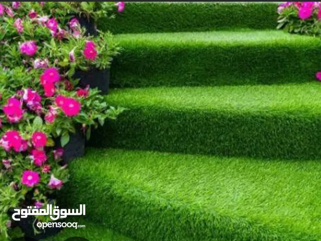 البدر للمفروشات الرواد في تركيب جميع انواع السجاد المنزلي والمكتبي وكذلك سجاد المساجد و العشب الصنا