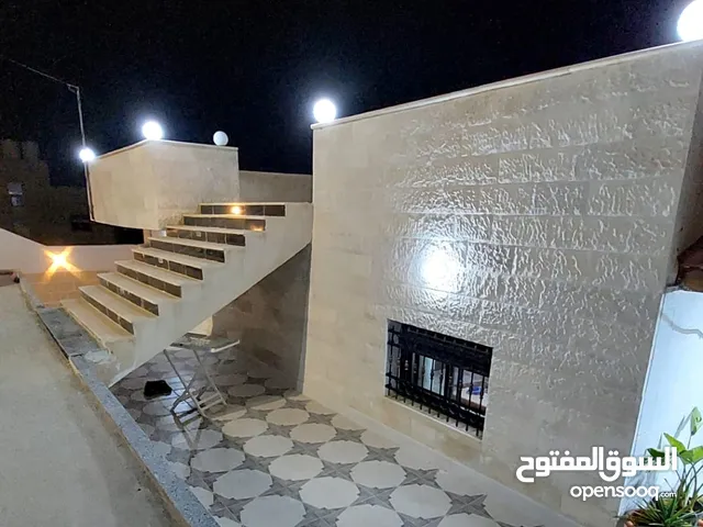 200 m2 5 Bedrooms Townhouse for Sale in Jerash Other