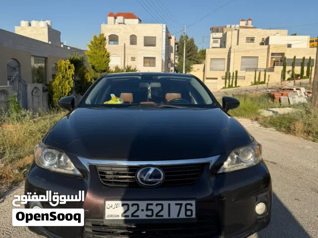 2011 لكزس CT CT 200 Luxury