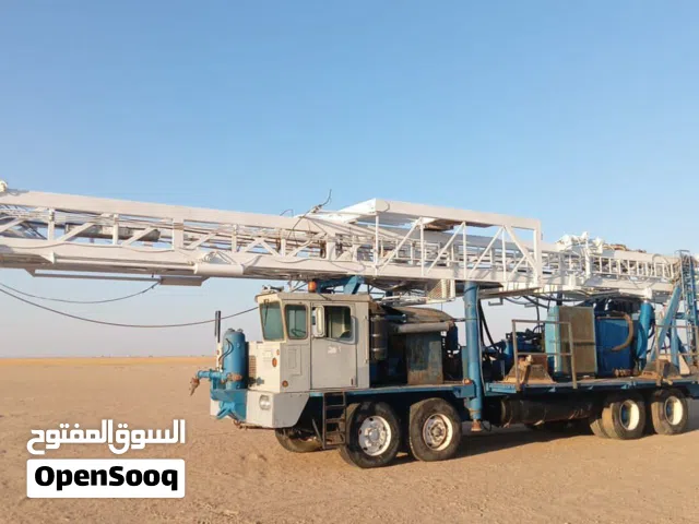 للبيع في الكويت — حفار آبار Drilling Rig SPEEDSTAR 150K DR