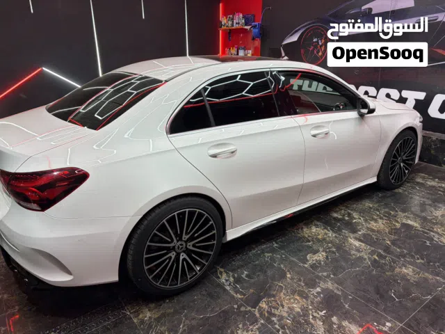 2021 مرسيدس بنز الفئة-A A 220