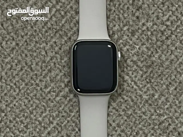 Apple Watch se2 44mm starlight + كفالة ابل شغالة بسعر مغري جداً وغير قابل للتفاوض