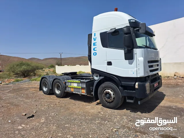 Tractor Unit Iveco 2014 in Al Dakhiliya
