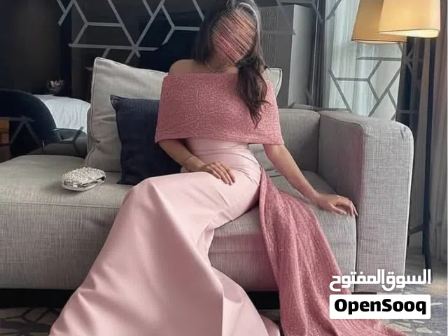 فساتين و عبيات و جلبيات