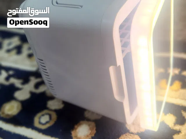 ثلاجة صغيرة للبيع