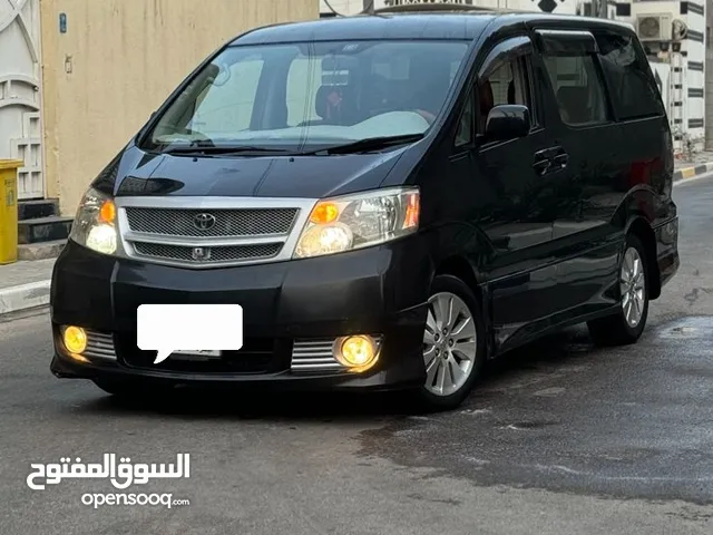 Used Toyota Alphard in Basra