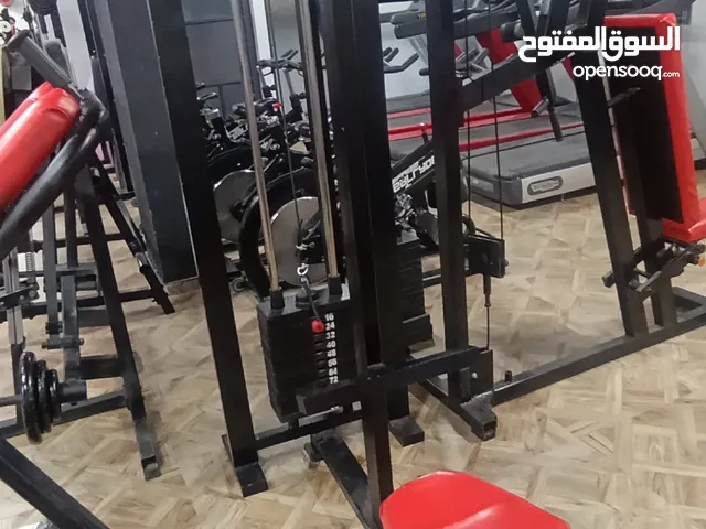 نادي كامل للبيع