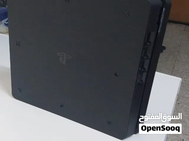 Xbox  للبيع  بحاله ممتازه كالجديد