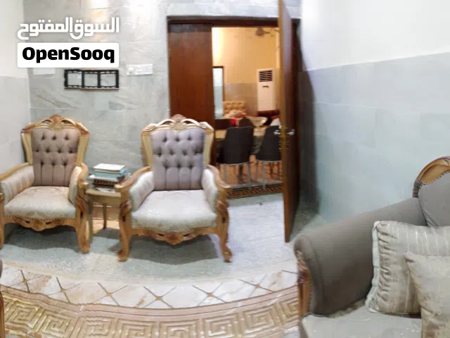 125 m2 2 Bedrooms Townhouse for Sale in Baghdad Za'franiya