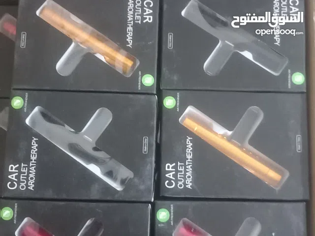 معطر سيارة فاخر  تصميم أنيق وثابت على المكيف رائحة قوية وثابتة