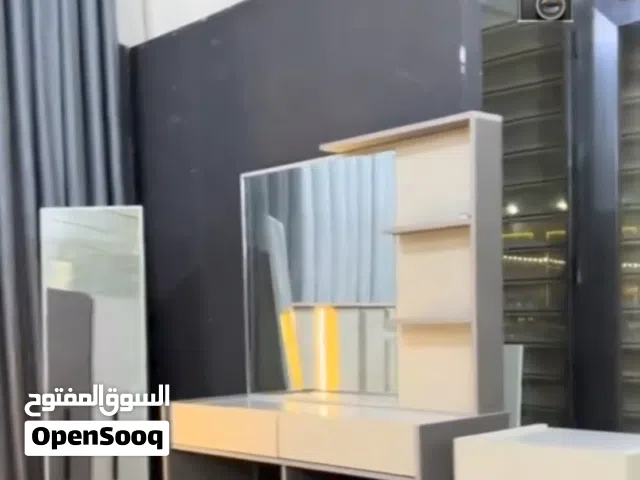غرفة نوم زوجية راكبه وغير مستعمله نهائيا