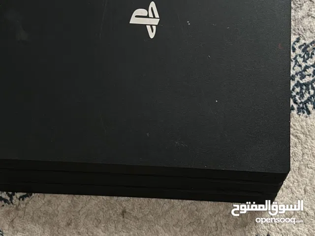 نشتري اجهزه   البلايستيشن فور حتى لو سكراب بأفضل الاسعار