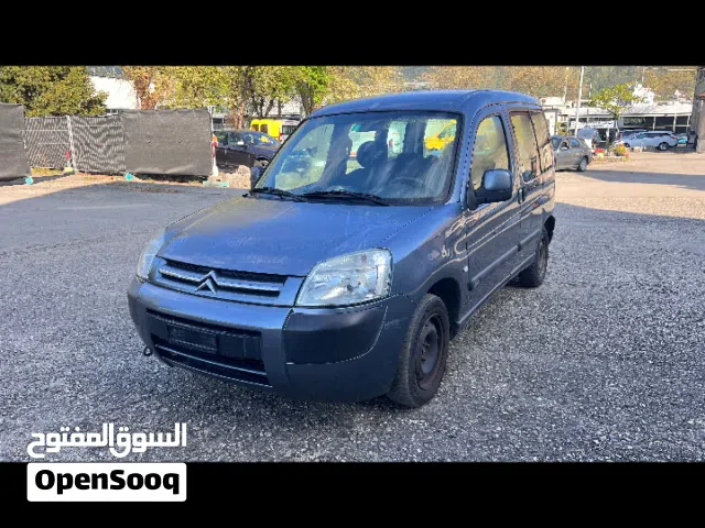 2003 ستيروين بيرلينجو