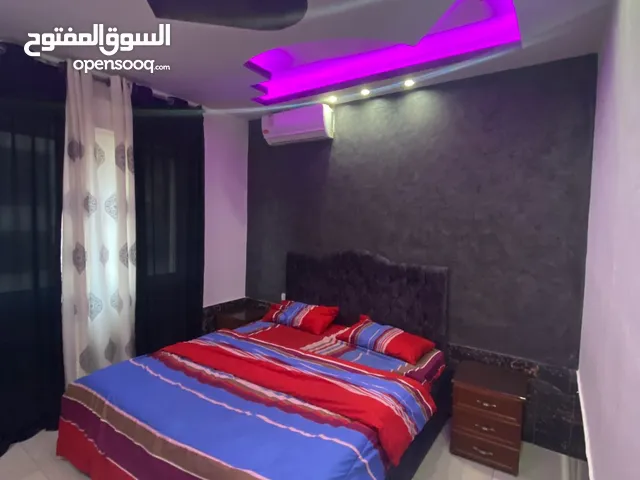 70 m2 Studio Apartments for Rent in Amman University Street