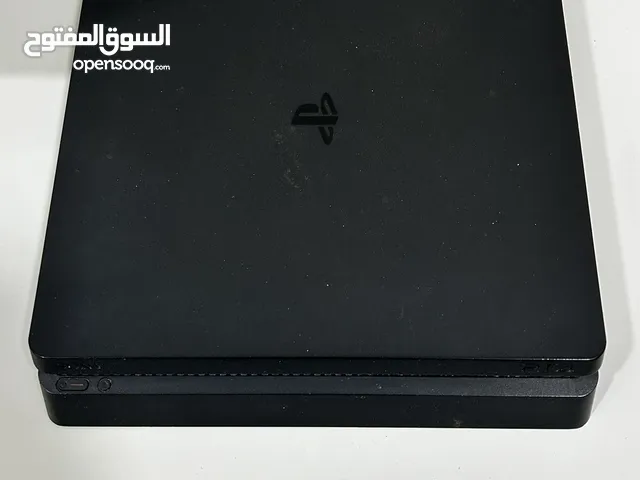 PS4 slim 1TP بحاله ممتازه