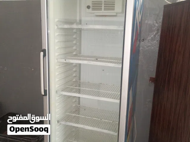 ثلاجة عرض عمودية