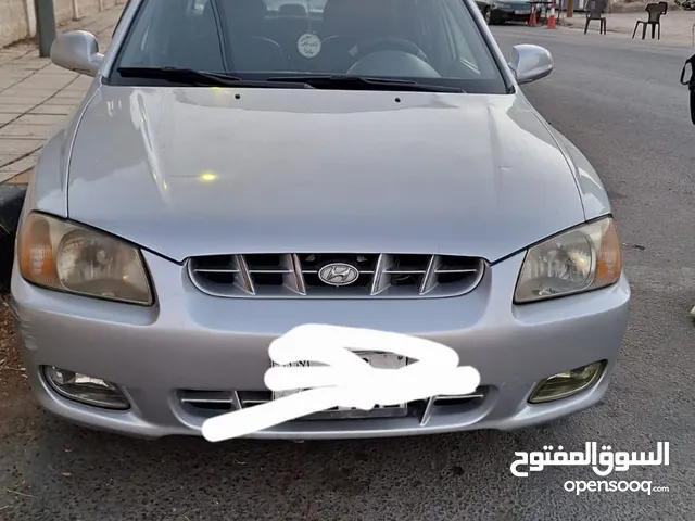 هيونداي فيرنا 2002
