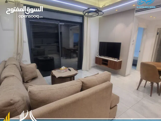 شقه مميزة جديده للايجار السنوي عرسان او عائله صغيره