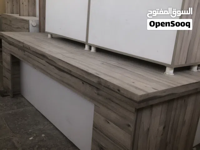 عارضات ورفوف للبيع