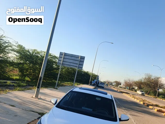 2020, هيونداي, ايونيك, Standard