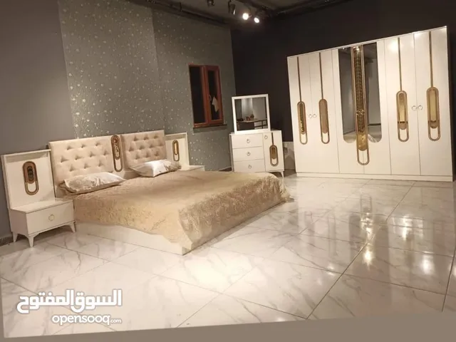 ستوديو صغير غرفة (دار) عزابة معاها بوفية وحمام للإيجار الشهري وسط البلد