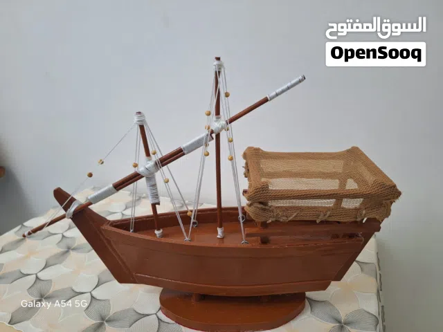 مجسم سفينة خشبية للبيع