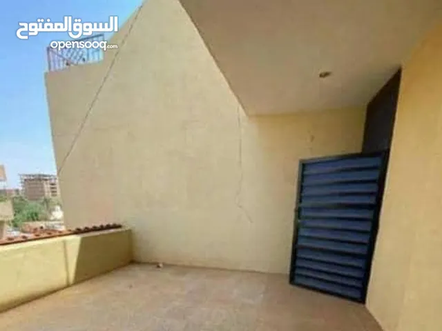 250 m2 More than 6 bedrooms Villa for Sale in Khartoum Al-Manshiya