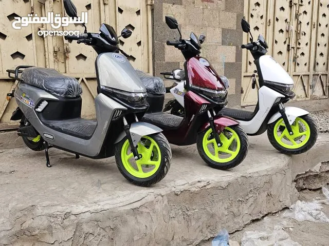 دراجات كهربائية 2025 بطاريات ليثيوم الأولى باليمن