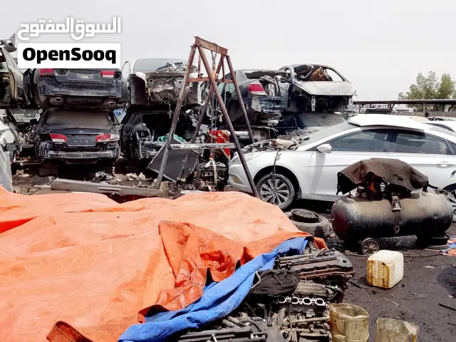قطع غيار وملحقات السيارات  توضيب مكائن