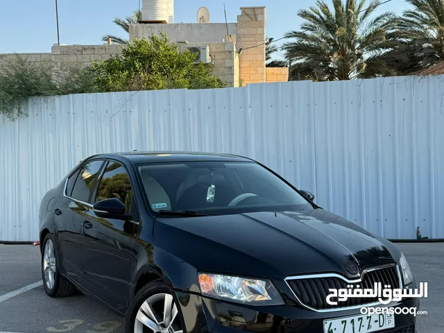 سكودا اوكتافيا اتوماتيك بنزين اصل برايفت