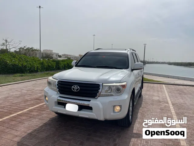 للبيع تويوتا لاندكروزر GX-R ثمانية سلندر V8 خليجي تبارك الرحمن 2012 الموتر قمة فالنظافة