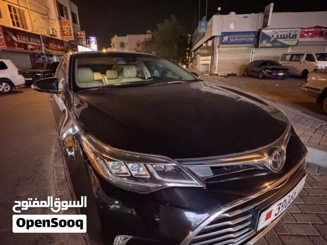 تويوتا افالون 2017