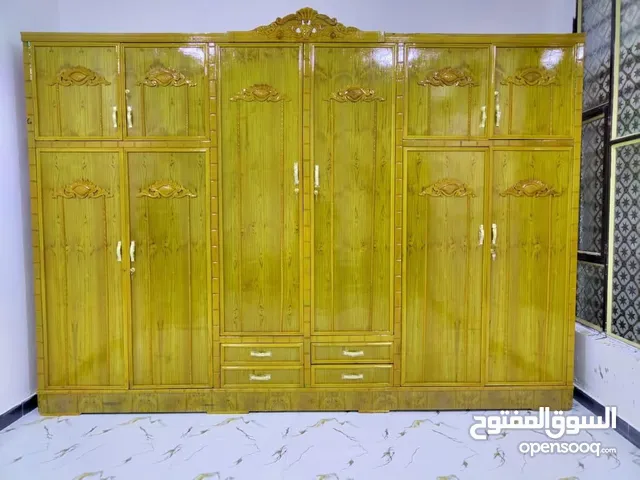 غرفة مسرح ستة ابواب ملحق طابقين الخارج صاج 4 ملم الداخل خشب جام 3 ملم دنك الغرفة زان مصري 4 سم