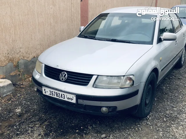 Used Volkswagen Passat in Tripoli