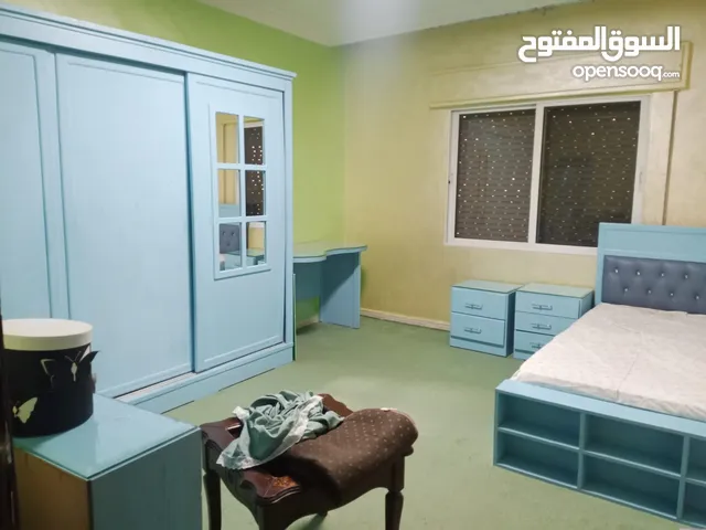غرفه نوم شبابيه للبيع الموقع عمان الجبيهه