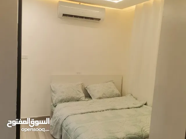 استديو فاخر مع جاكوزي للايجار من المالك