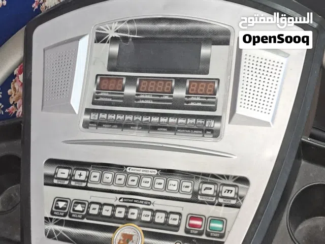 Used treadmill in good working condition is up for sale in salmiya block 12